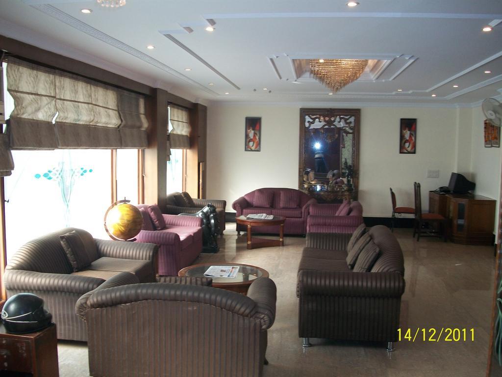 The Crest Inn Delhi  Exterior foto